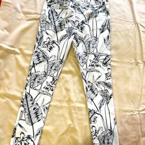 MrP Denim Jeans M / L White Black Floral  Island read